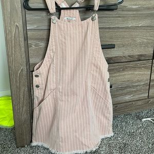 Overall dress